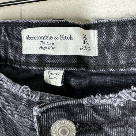 Abercrombie & Fitch Curve Love The Dad High Rise Jeans Black Distressed 14 Short - Picture 5 of 9